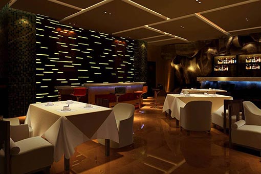 西餐廳桌椅圖片