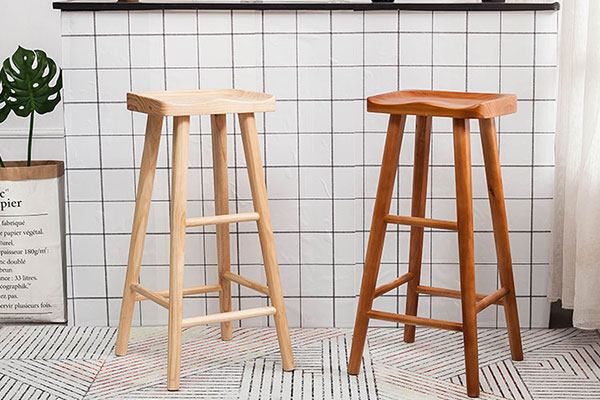 實(shí)木酒吧椅圖片