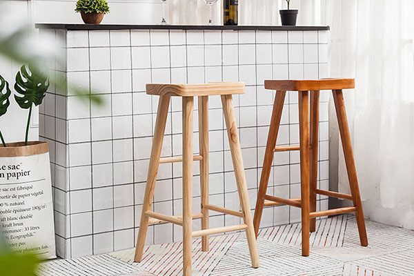 實(shí)木酒吧椅圖片